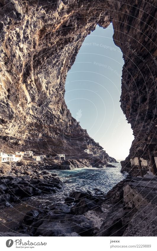 Schmugglerhafen Ferien & Urlaub & Reisen Sommer Insel Natur Wolkenloser Himmel Schönes Wetter Felsen Küste Bucht La Palma Hütte alt authentisch gigantisch hoch