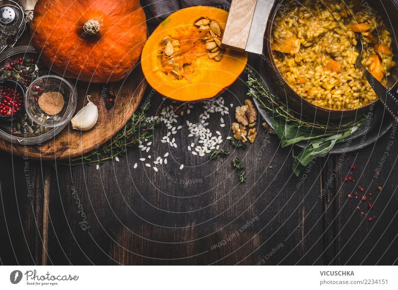 Vegetarian pumpkin risotto Lebensmittel Ernährung Mittagessen Abendessen Festessen Bioprodukte Diät Italienische Küche Topf Löffel Gesunde Ernährung