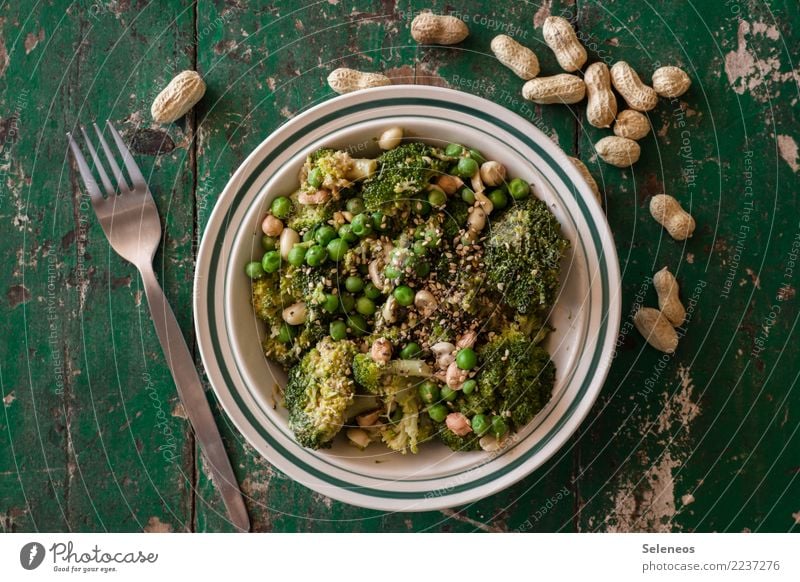 Abendesses Abendessen Vegetarische Ernährung Vegane Ernährung Brokkoli Erdnuss Lebensmittel Diät Gemüse Gesunde Ernährung Farbfoto Gesundheit Mittagessen