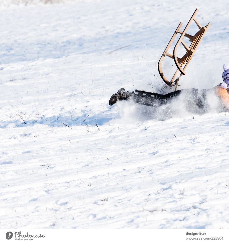 Hals- und Beinbruch Freizeit & Hobby Spielen Winterurlaub Kind Schönes Wetter Eis Frost Schnee kalt wild Freude Glück Lebensfreude Angst gefährlich Schlitten