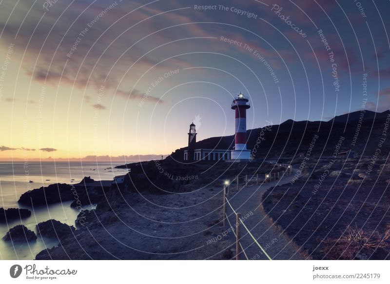 Faro de Fuencaliente Himmel Horizont Sonnenaufgang Sonnenuntergang Schönes Wetter Spanien Leuchtturm Wege & Pfade leuchten alt hoch braun orange rot schwarz