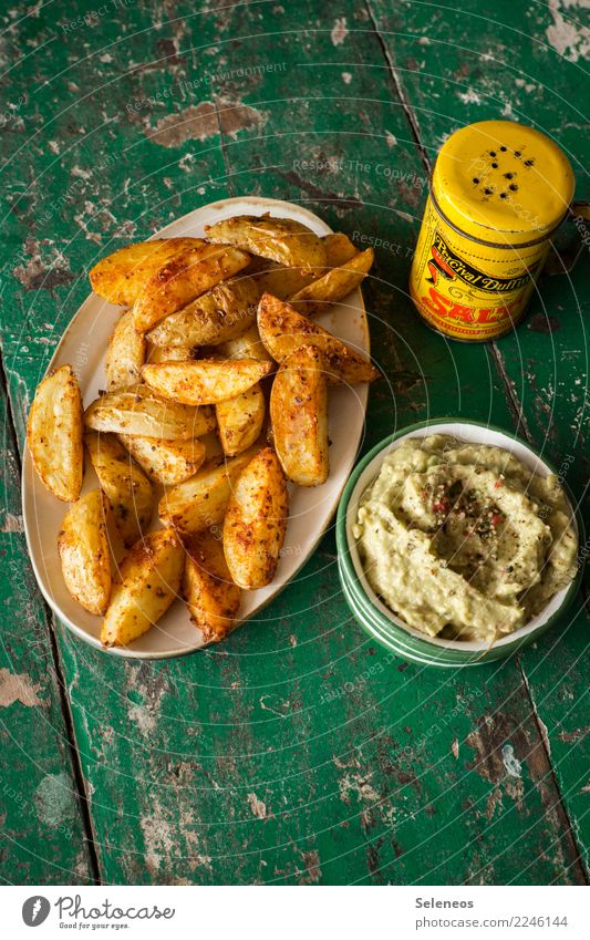 Kartoffelsnack Lebensmittel Milcherzeugnisse Gemüse Kartoffeln Kartoffelspalten Avocado Dip Salz Ernährung Essen Büffet Brunch Picknick Bioprodukte