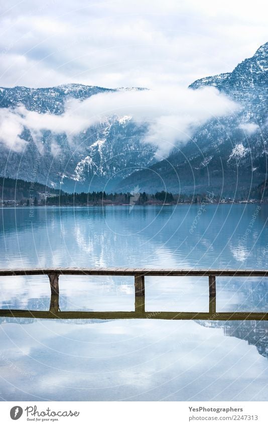 Alpenberge reflektiert im Wasser Ferien & Urlaub & Reisen Tourismus Freiheit Berge u. Gebirge Natur Horizont See Kleinstadt Brücke schön einzigartig Freude