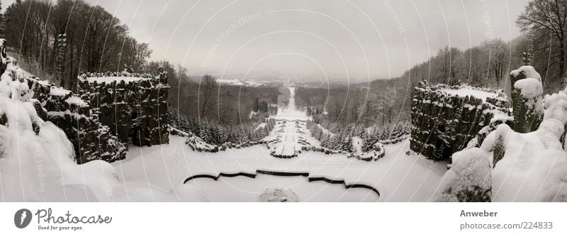 Verschneite Herkules-Kakaden in Kassel Winter Wetter Schnee Berge u. Gebirge Habichtswald Bergpark Wilhelmshöhe Wasserfall Bad Wilhelmshöhe Hessen Nordhessen