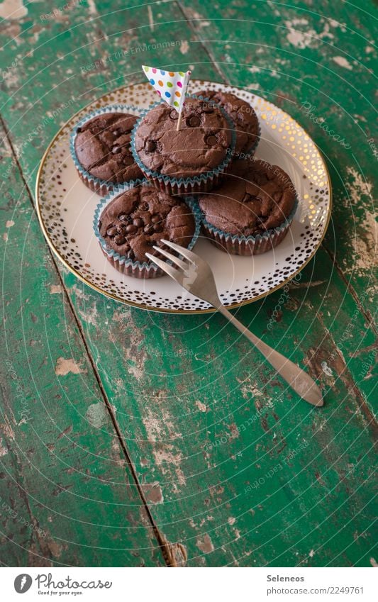 Küchlein Lebensmittel Teigwaren Backwaren Kuchen Süßwaren Muffin Ernährung Kaffeetrinken Picknick Gabel genießen frisch lecker süß Farbfoto Innenaufnahme