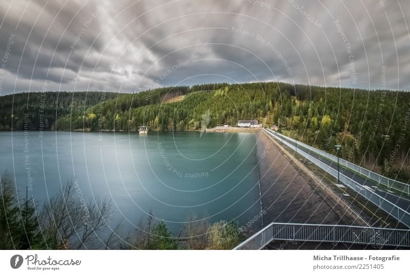 Ziehende Wolken über dem Stausee Ferien & Urlaub & Reisen Tourismus Camping Sonne wandern Natur Landschaft Wasser Himmel Sonnenlicht Schönes Wetter Wind Baum