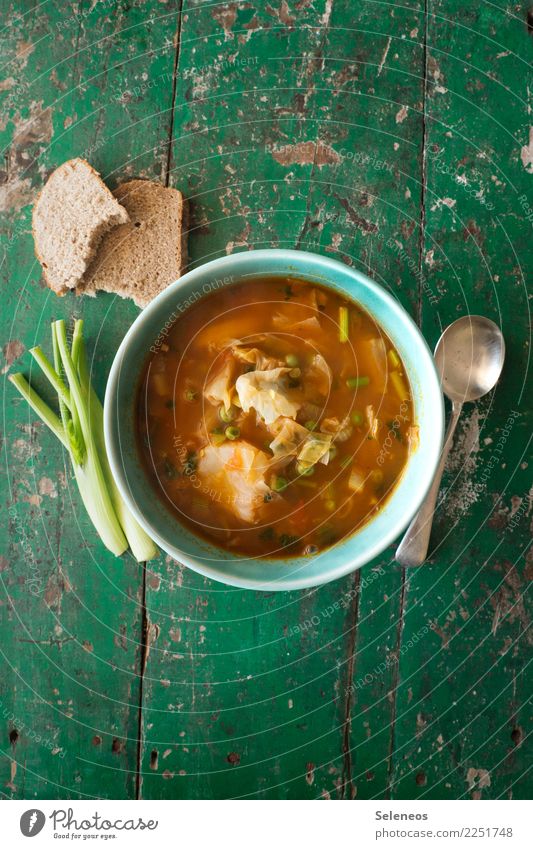 Gemüsesuppe Suppe Fenchel Lauch Brot Löffel rustikal Vegane Ernährung Vegetarische Ernährung Lebensmittel Farbfoto Diät Gesundheit Mittagessen