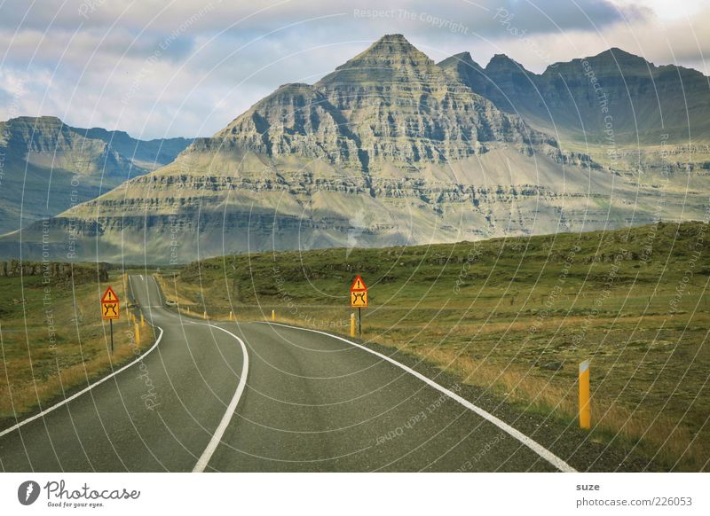 Vorfreude Ferien & Urlaub & Reisen Berge u. Gebirge Umwelt Natur Landschaft Wolken Wiese Gipfel Straße Wege & Pfade außergewöhnlich fantastisch natürlich