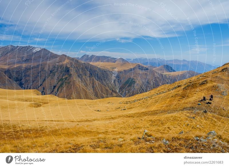 Goldene Berge in Nationalpark Lagodekhi, Georgia schön Ferien & Urlaub & Reisen Tourismus Abenteuer Sommer Sonne Schnee Berge u. Gebirge wandern Umwelt Natur