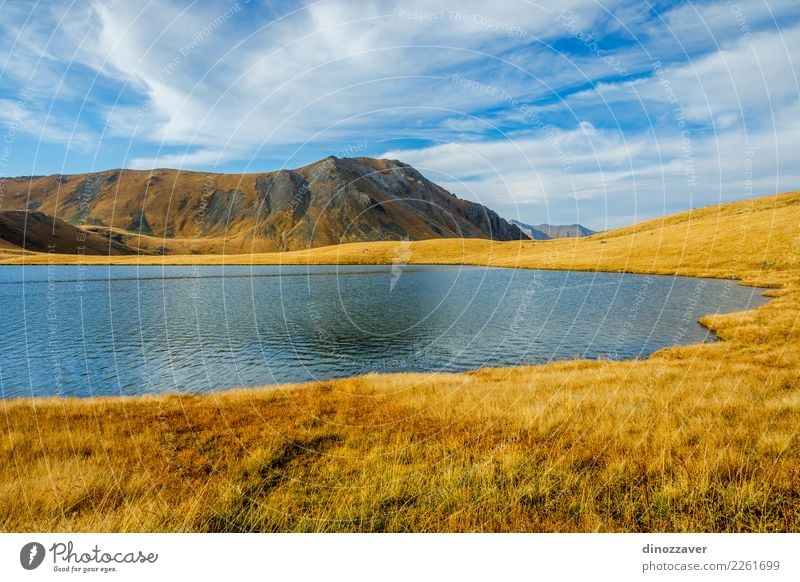 Schwarzer Rock Lake, Lagodekhi, Georgia schön Ferien & Urlaub & Reisen Tourismus Abenteuer Sonne Berge u. Gebirge wandern Umwelt Natur Landschaft Herbst Gras