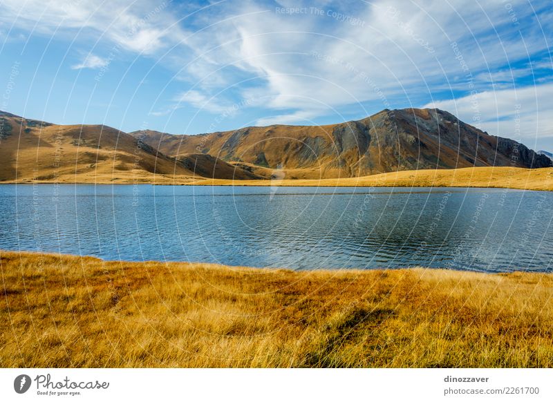 Schwarzer Rock Lake, Lagodekhi, Georgia schön Ferien & Urlaub & Reisen Tourismus Abenteuer Sonne Berge u. Gebirge wandern Umwelt Natur Landschaft Herbst Gras