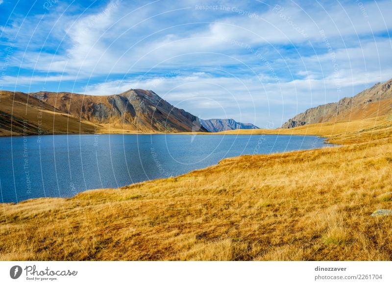 Schwarzer Rock Lake, Lagodekhi, Georgia schön Ferien & Urlaub & Reisen Tourismus Abenteuer Sonne Berge u. Gebirge wandern Umwelt Natur Landschaft Herbst Gras