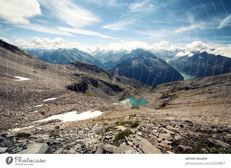 Typisch Berge! Umwelt Natur Schnee Hügel Felsen Alpen Berge u. Gebirge Gipfel Schneebedeckte Gipfel Gletscher See Gebirgssee außergewöhnlich Zentralalpen Tux