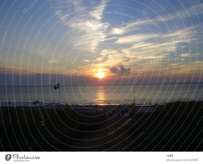 Sonnenuntergang Nordsee 2004 part4 Niederlande schön Romantik Meer Wolken dunkel träumen traumhaft Strand Küste Kontrast hell orange Klarheit blau frei Texel