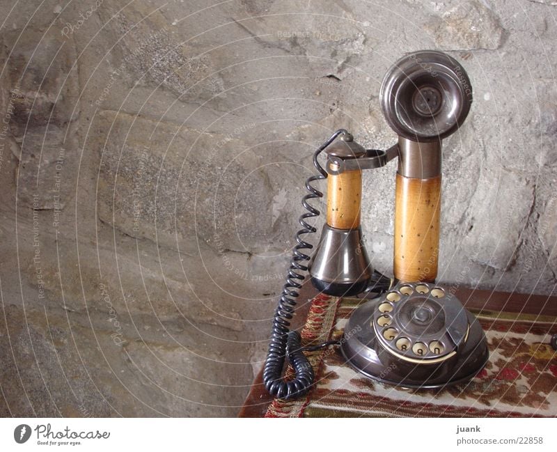 telephone Dinge Telefono de casa mariano en Benasque -Huesca-