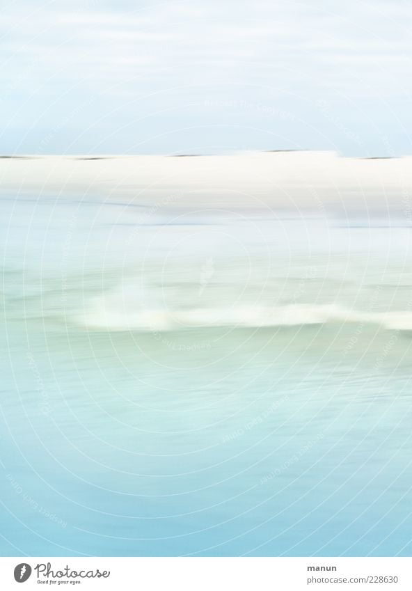 die Welle Strand Natur Landschaft Wellen Küste Meer außergewöhnlich hell Amrum Farbfoto Außenaufnahme Tag hell-blau abstrakt Menschenleer Wasser