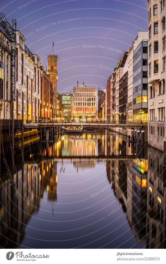 Hamburg Innenstadt Bleichensteg Europa Deutschland Stadtzentrum Wasser Kanal Himmel traumhaft schön Trubel Brücke Steg Wärme Ferien & Urlaub & Reisen