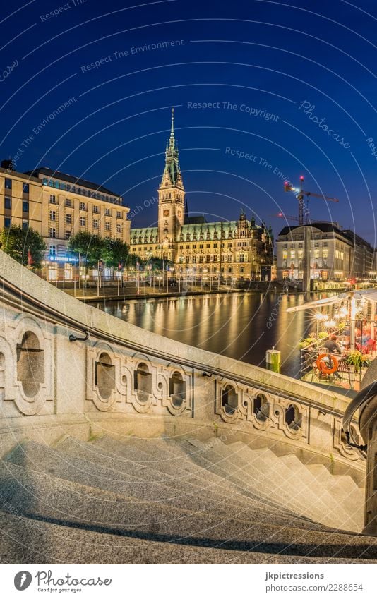 Hamburg kleine Alster Rathaus Alsterarkaden Europa Deutschland Elbe Stadt Hafen Wasser Kanal Sonnenuntergang Himmel traumhaft schön Brücke Steg Wärme