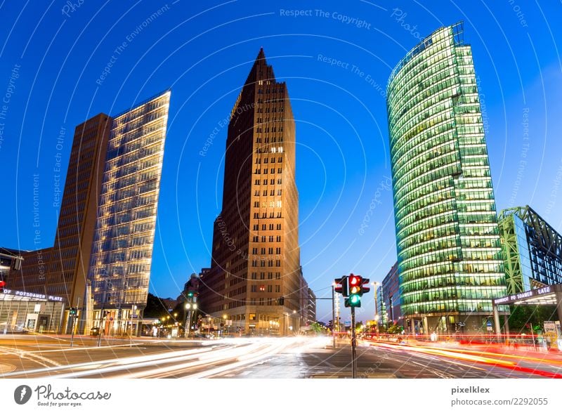 Potsdamer Platz, Berlin Reichtum Ferien & Urlaub & Reisen Tourismus Sightseeing Städtereise Nachtleben Deutschland Stadt Hauptstadt Stadtzentrum Haus Hochhaus