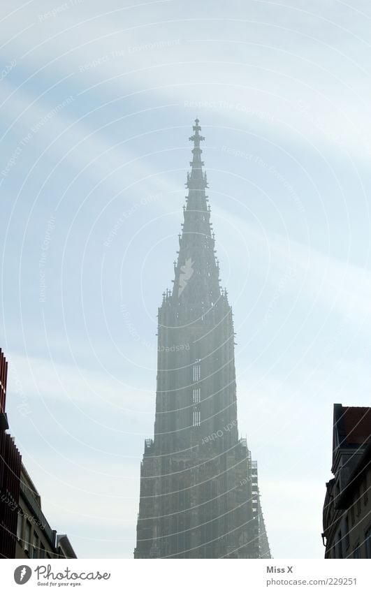 Nebelmünster Himmel Kirche Dom Bauwerk Gebäude Architektur Sehenswürdigkeit Wahrzeichen alt groß hoch Religion & Glaube historisch Gotik Ulm Farbfoto