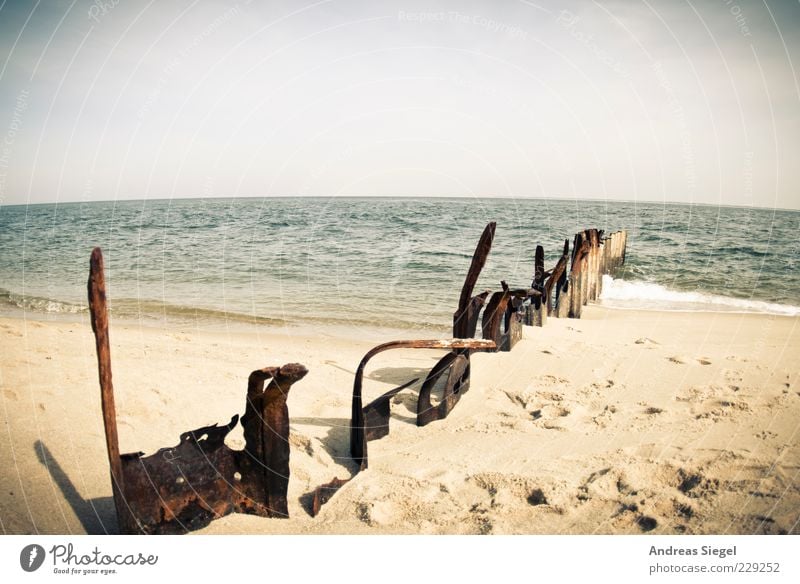 Wo de Nordseewellen trekken an den Strand Ferien & Urlaub & Reisen Meer Landschaft Sand Luft Wasser Himmel Sommer Schönes Wetter Wellen Küste Buhne Fußspur frei