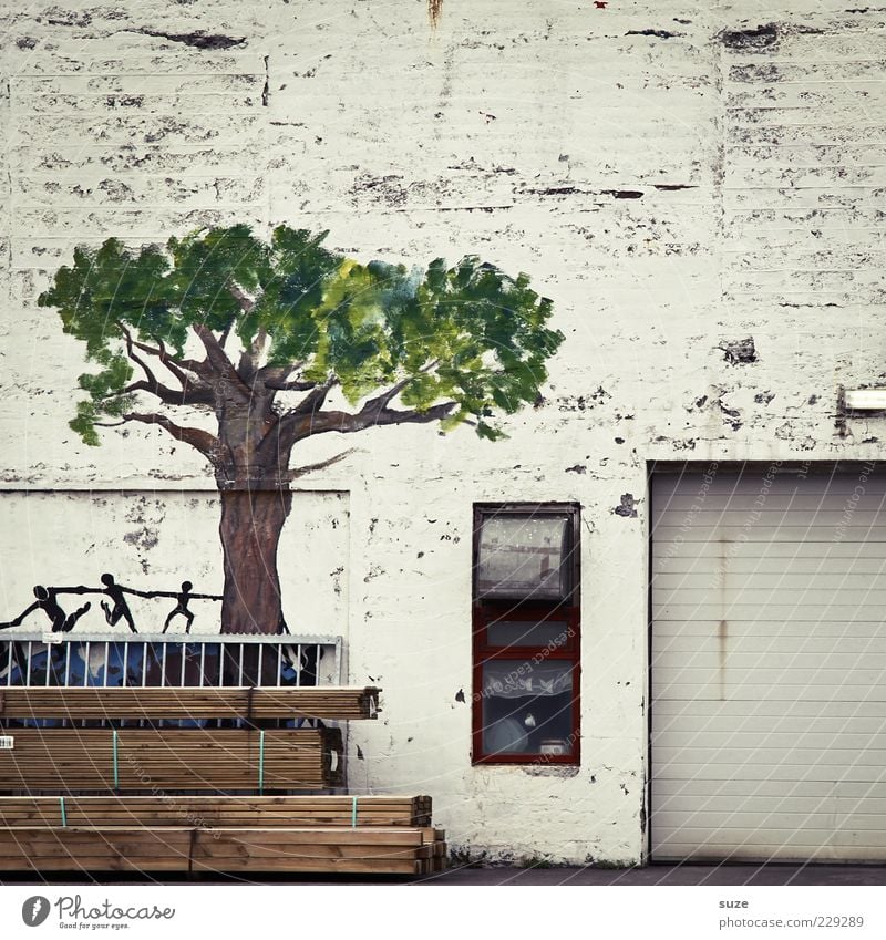 Baum der Erkenntnis Gemälde Haus Tor Gebäude Mauer Wand Fassade Fenster Graffiti trist trocken Vergangenheit Vergänglichkeit Schreinerei Holzbrett Bild bemalt