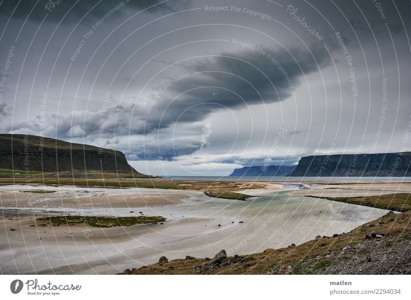 Mündung Natur Landschaft Sand Luft Wasser Himmel Wolken Gewitterwolken Horizont Frühling Wetter Wind Gras Berge u. Gebirge Küste Flussufer Strand Bucht Fjord