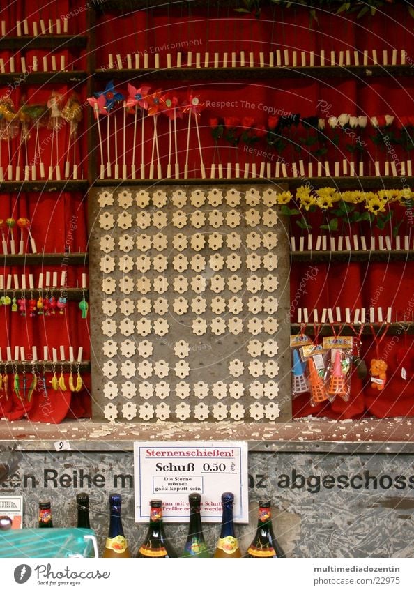 Treff-genau schießen Schießbude Jahrmarkt Attraktion Rose Blume Treffer Zielscheibe zielen ankern Visier Bildart & Bildgenre Brand Photo-Shooting üben Fairness