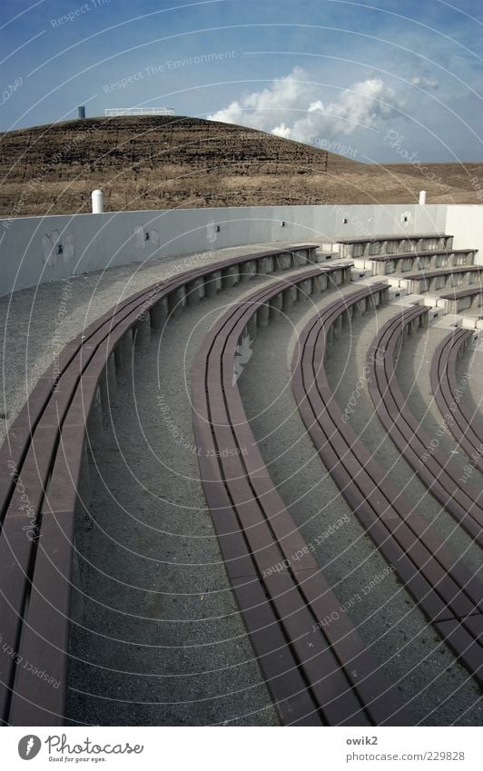 Alles Theater Wasserdampf Kultur Sitzreihe Bank Tribüne Umwelt Natur Landschaft Himmel Wolken Horizont Klima Wetter Schönes Wetter Hügel Mauer Wand Treppe