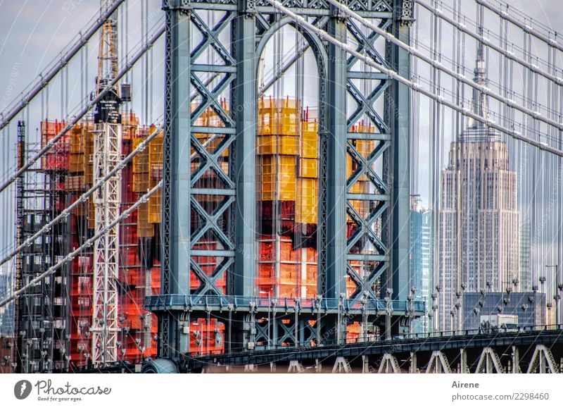 Streben Ferien & Urlaub & Reisen Sightseeing Städtereise Manhattan Bridge Stadt Skyline Hochhaus Brücke Baustelle Sehenswürdigkeit Drahtseil Hängebrücke Kran