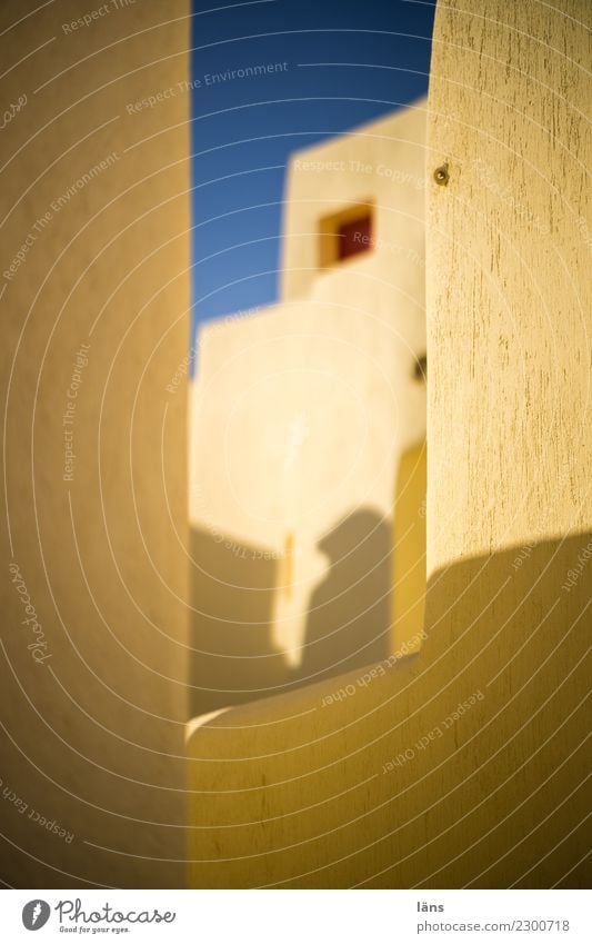 Häuser Häusliches Leben Wohnung Haus Griechenland Stadt Menschenleer Bauwerk Gebäude Architektur Mauer Wand Fenster einfach Erwartung Santorin Farbfoto