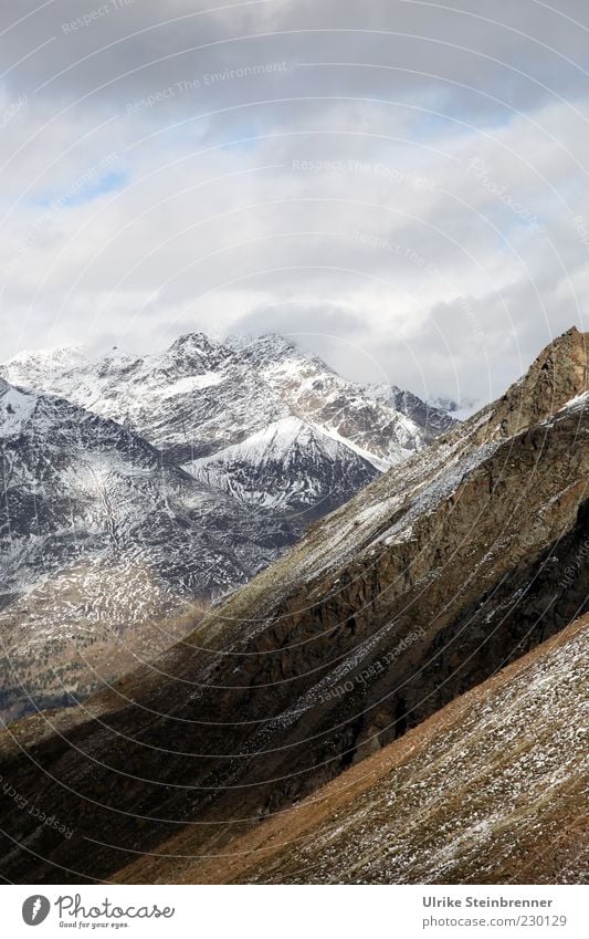 Blick auf die Ötztaler Alpen vom Rettenbachgletscher, Sölden Natur Landschaft Herbst Schnee Gras Felsen Berge u. Gebirge Österreich Gipfel Schneebedeckte Gipfel