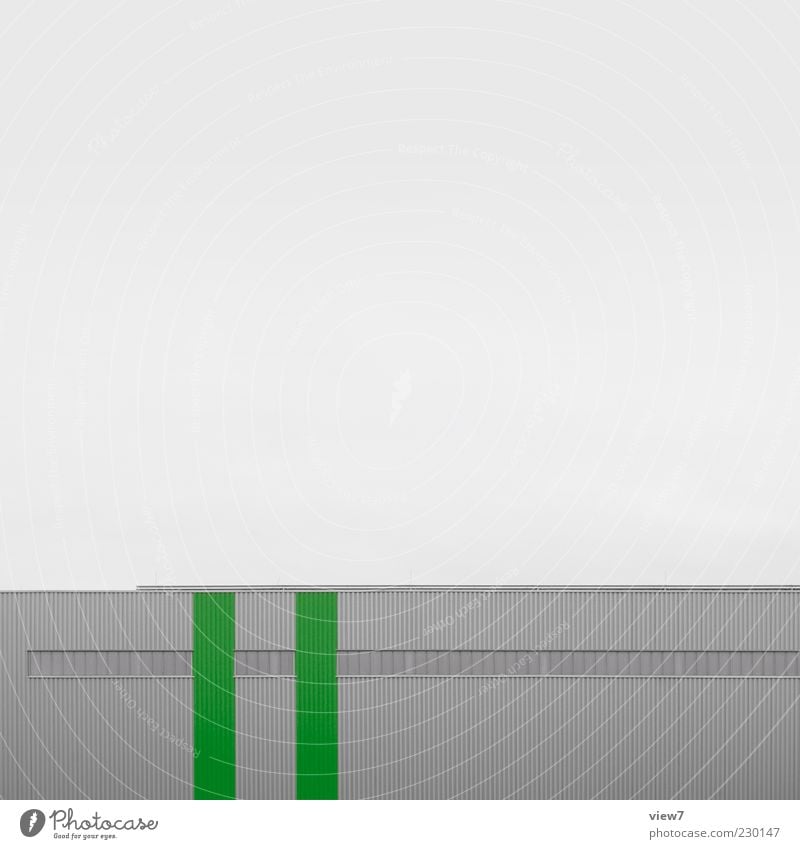 green vieh Himmel schlechtes Wetter Industrieanlage Bauwerk Gebäude Architektur Mauer Wand Fassade Fenster Metall Linie Streifen alt authentisch dünn einfach