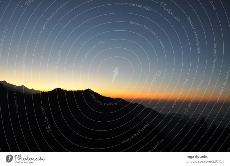 Sunrise Ferne Freiheit Berge u. Gebirge träumen Umwelt Natur Landschaft Himmel Wolkenloser Himmel Sonnenaufgang Sonnenuntergang Klima Schönes Wetter Hügel