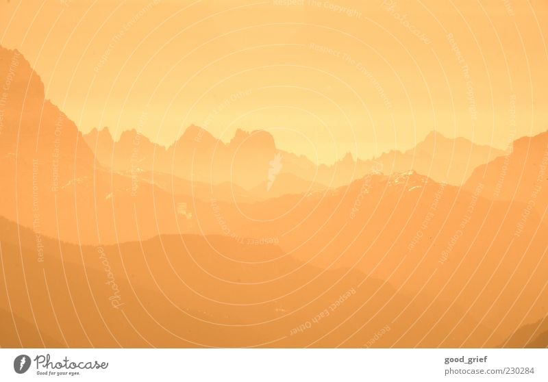 in die ferne schweifen Umwelt Natur Landschaft Himmel Wolken Sonnenaufgang Sonnenuntergang Sonnenlicht Klima Klimawandel Schönes Wetter braun gelb gold Gefühle