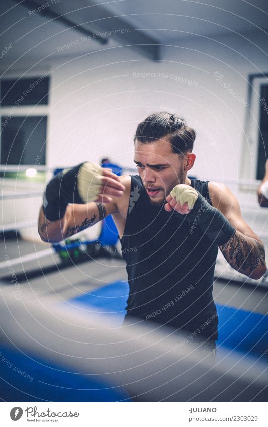 Junger thailändischer Verpackenmann tut ein Training für Kampf Lifestyle sportlich Fitness Sport Sport-Training Kampfsport Sportler Erfolg Mensch maskulin Mann