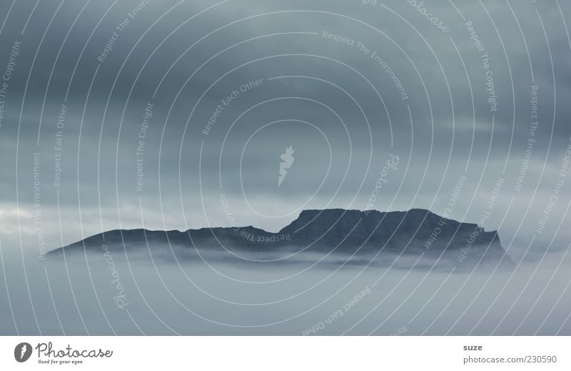 Glaube Umwelt Natur Landschaft Wolken Gewitterwolken Klima Klimawandel Nebel Berge u. Gebirge Gipfel außergewöhnlich Unendlichkeit träumen Wandel & Veränderung