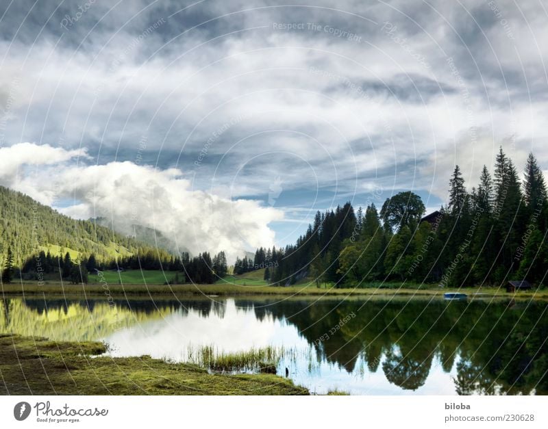 Lauenensee... Natur Landschaft Wolken Frühling Seeufer blau grün weiß Einsamkeit einzigartig Idylle Reflexion & Spiegelung Wald HDR Menschenleer