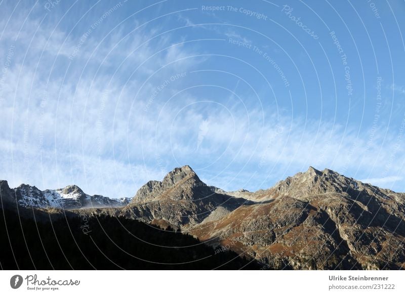 In den Ötztaler Alpen Ferien & Urlaub & Reisen Tourismus Ausflug Ferne Schnee Berge u. Gebirge Natur Landschaft Himmel Wolken Herbst Schönes Wetter Felsen