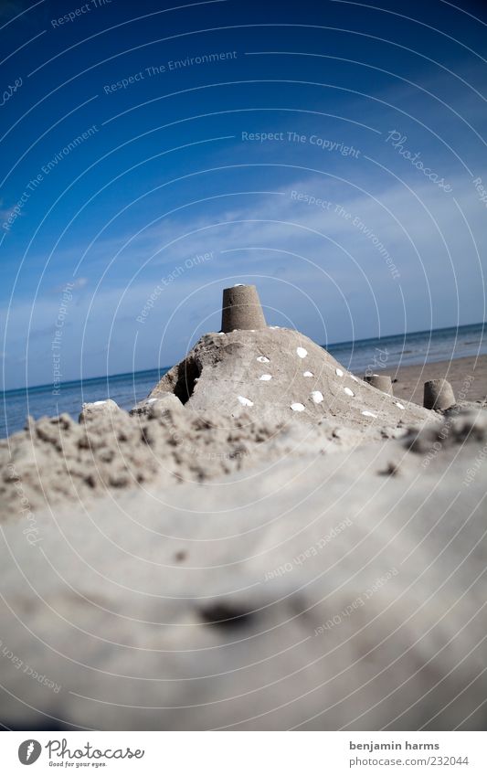 tag am meer #1 Sandburg Wasser Wolken Schönes Wetter Strand Ostsee Meer Muschel Muschelschale Farbfoto Außenaufnahme Menschenleer Tag Freizeit & Hobby