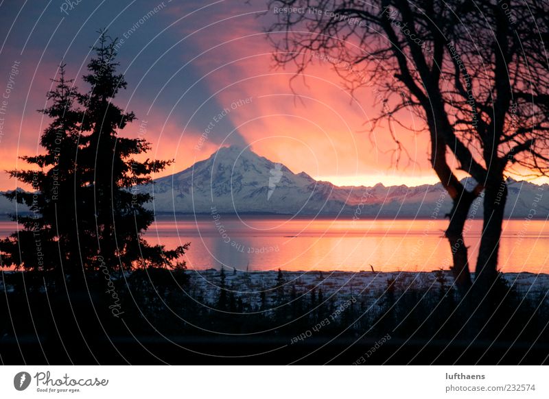 Smokin Hot Ferien & Urlaub & Reisen Tourismus Meer Berge u. Gebirge Natur Landschaft Wasser Sonnenaufgang Sonnenuntergang Winter Vulkan Mount Redoubt