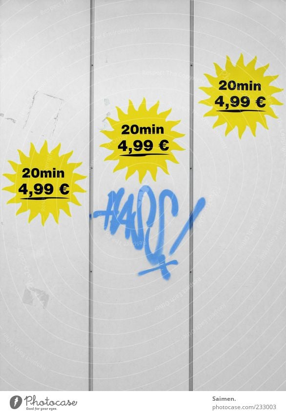 20 min. Hass für 4,99 Mauer Wand Fassade taggen Sonderangebot Angebot Graffiti Preisschild Gefühle Ablehnung Wort Farbfoto mehrfarbig Außenaufnahme Tag