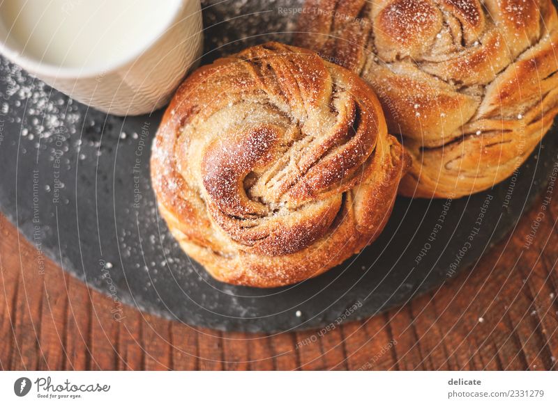 Zimtschnecke II Lebensmittel Getreide Teigwaren Backwaren Croissant Kuchen Süßwaren Ernährung Essen Frühstück Kaffeetrinken Büffet Brunch Bioprodukte