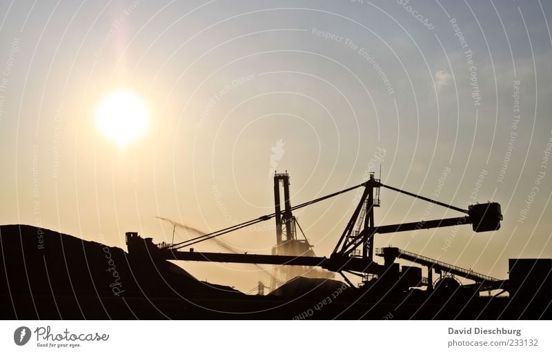 Fofftein Maschine Technik & Technologie Energiewirtschaft Industrie gelb schwarz weiß Bergbau Kran Himmel Sonne Glück auf Arbeit & Erwerbstätigkeit Kohle Bagger