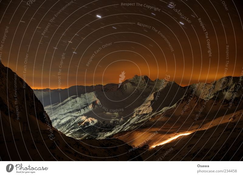 Nachthimmel Winter Schnee Berge u. Gebirge Natur Landschaft Urelemente Erde Luft Wasser Himmel Wolkenloser Himmel Stern Horizont Felsen Alpen Gipfel