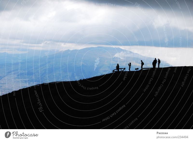 Aussichtspunkt Ferien & Urlaub & Reisen Tourismus Ausflug Ferne Berge u. Gebirge wandern Mensch 5 Landschaft Luft Wolken Wetter schlechtes Wetter Gewitter Hügel