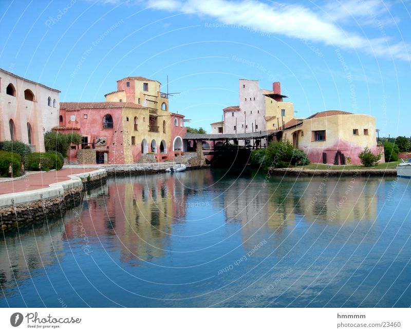 Schön, nich? Sardinien Haus mehrfarbig Meer Ferien & Urlaub & Reisen Reflexion & Spiegelung Europa Haafen Wasser