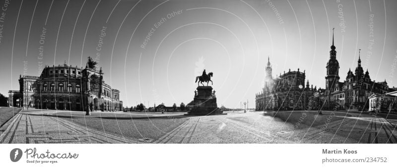 Dresden Theaterplatz Kunst Semperoper Stadtzentrum Altstadt Kirche Platz Bauwerk Gebäude Architektur Sehenswürdigkeit Wahrzeichen historisch Kultur Tourismus