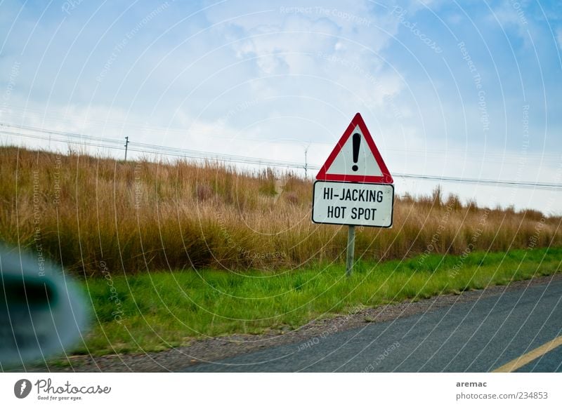 Gut zu wissen Verkehrswege Autofahren Straße Schilder & Markierungen bedrohlich Südafrika Farbfoto mehrfarbig Außenaufnahme Tag Warnhinweis Verkehrszeichen