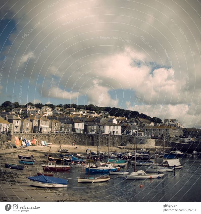 mousehole Umwelt Natur Landschaft Urelemente Sand Wasser Himmel Wolken Sommer Küste Strand Bucht Meer Insel Dorf Fischerdorf Stadtzentrum Haus Hafen Gebäude